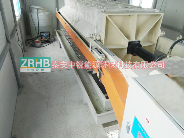中銳環(huán)保:固液分離—壓濾機(jī)工作中視頻 